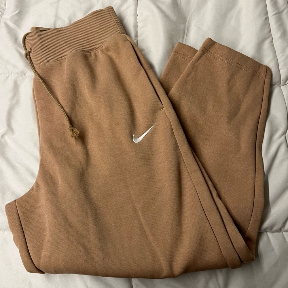 Nike Sweatpants
